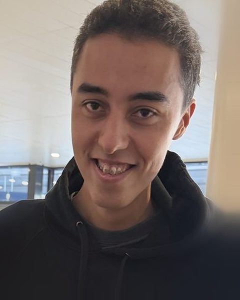 Andreas i lufthavnen